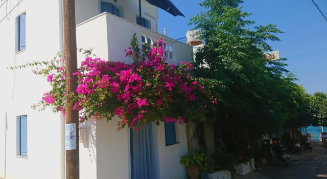 Коттедж ~~ Sea Breeze covered house ~~