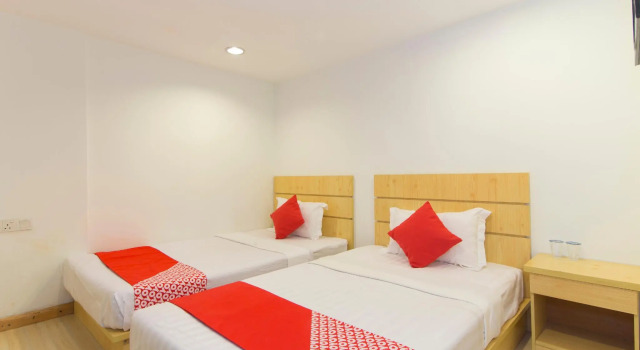 Super OYO 530 Dd Hotel