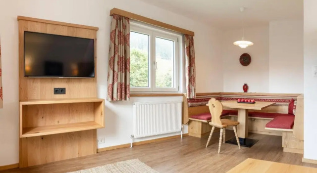 Апартаменты с 2 комнатами Ferienwohnung Haus Zyka - inklusive STUBAI SUPERCARD - nähe Elferlifte - Supermarkt - Busstop