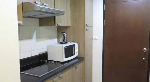 Коттедж 2A - 2 Bedroom Downtown Apartment With Shared Pool