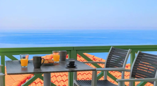 Люкс Superior Corali Suites Andros