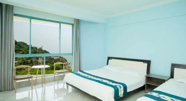 Venice Crown Holiday Center, Book Hotel Hoteller i Lianyungang med pool, Swimmingpool