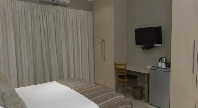 Номер Luxury The Suburban Guest House