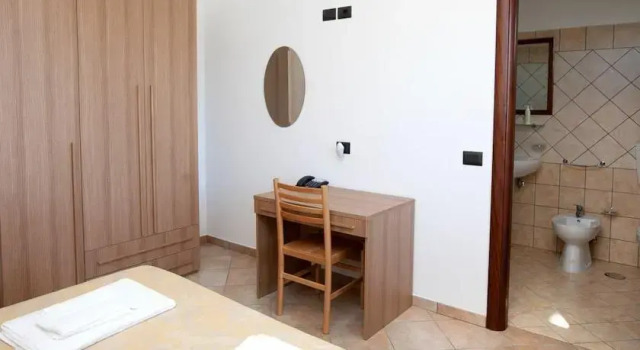 Agriturismo Antica Tenuta Chiola, Prenota Hotel Sicignano degli Alburni Cilento