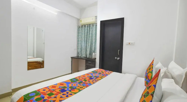 Fabhotel The Krishnayan