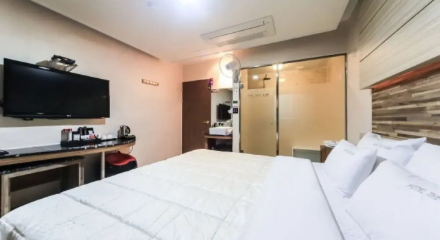 The Lux Tourism Hotel Geoje