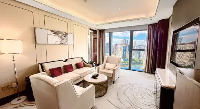 Люкс Executive Wuhan Youyi International Hotel