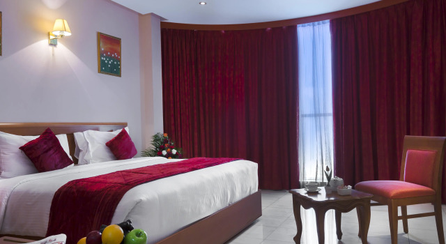 Al Madina Suites Doha, Rezervovat Hotel Hotely v Dauhá s parkováním, Parkování