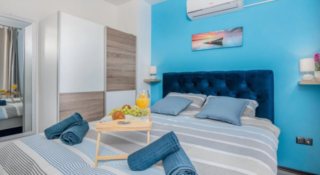 Beautiful Home in Brzac With Wifi and 2 Bedrooms, Varaa Hotelli Hotellit Kvarner Islands uima-altaalla, Uima-allas