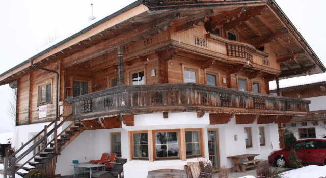 Spacious Apartment with Garden Near Ski Area in Tyrol, Забронировать Апартаменты/квартира Апартаменты Тироля, Апартаменты/квартира