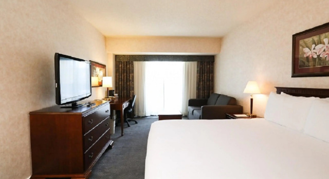Двухместный номер Standard Atrium Hotel Vancouver