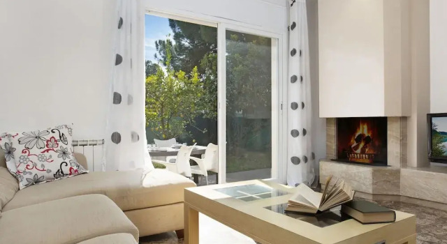 Modern Villa in Canyelles with Private Swimming Pool