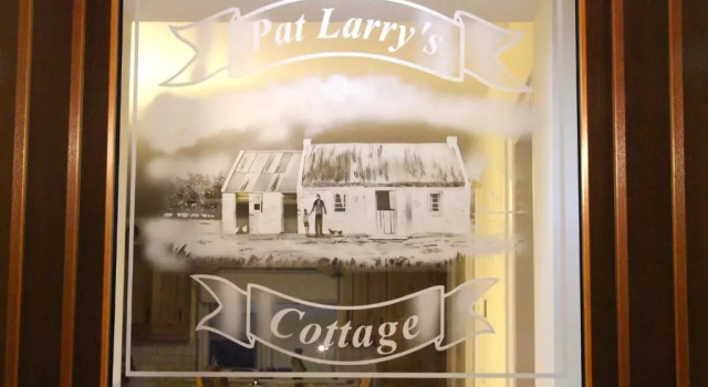 Коттедж Pat Larrys Cottage