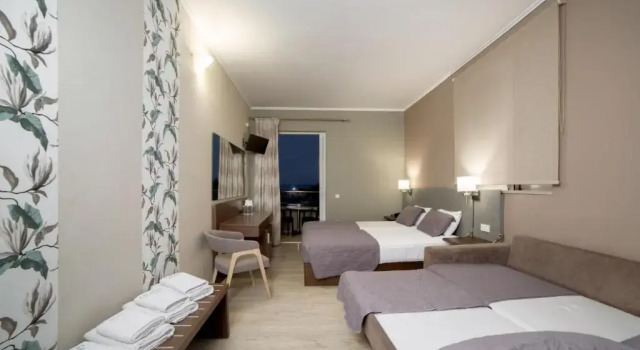 Семейный номер Deluxe Kalamaki Beach Hotel, Zakynthos Island