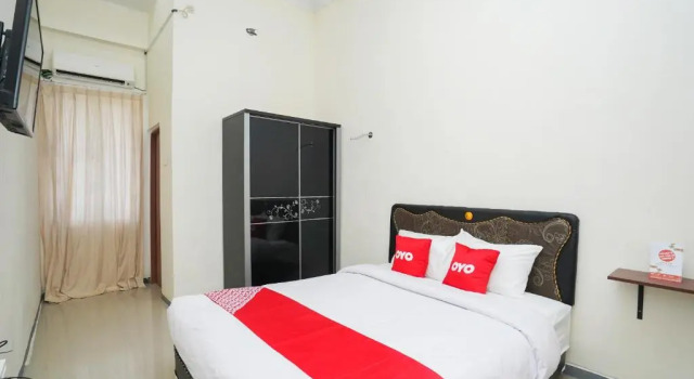 OYO 2968 Cahaya Residence Surabaya Near RSU National Hospital Kota Surabaya