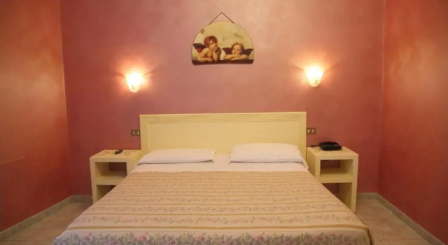 Трёхместный номер Economy Hotel PRINCIPE AMEDEO