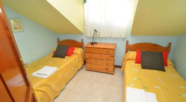 Apartment in Isla, Cantabria 102765 by MO Rentals, Buchen Sie Ferienwohnung Hotels in Kantabrien mit Parkplatz, Parkplätze