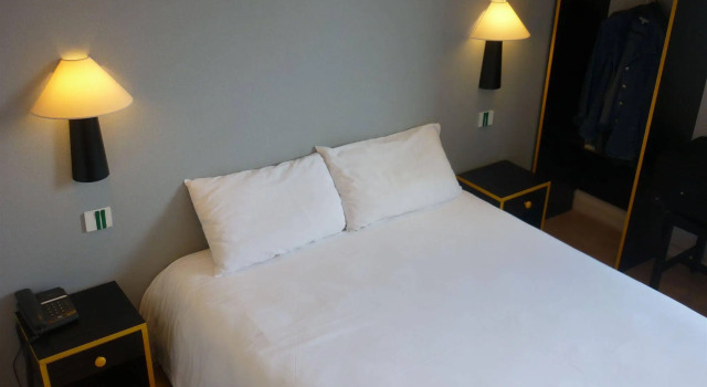 Hôtel Le Pavillon de Saint-Lô, Book Hotel Hotels in Manche with Parking, Parking