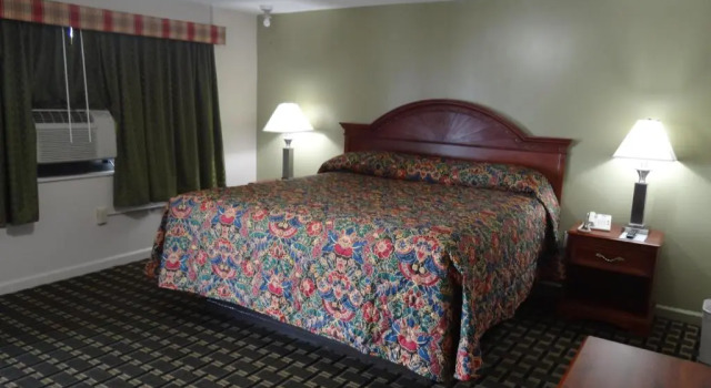 Номер Standard Budget Inn Columbus