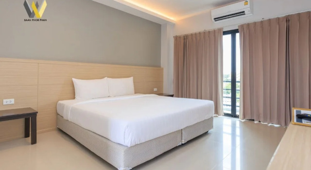 Двухместный номер Standard с балконом Baan Phor Phan Hotel