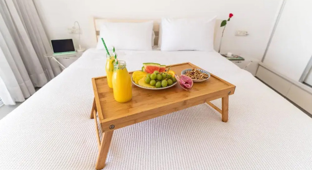 Top Tier Apartment with Swimming Pool, Buchen Sie Ferienwohnung Hotels in Zentralbezirk Israel mit Pool, Schwimmbad