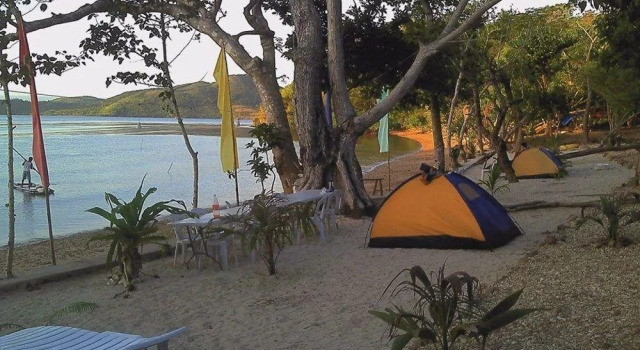 Caleb's Island Beach Camp, Book Hotel Coron Coron