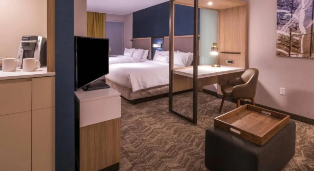 Четырёхместный люкс SpringHill Suites By Marriott Wrentham Plainville