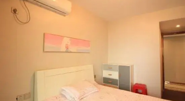 Люкс Luxury с 4 комнатами с балконом Hefei Mango Homestay (Qiupuhe Road Branch)