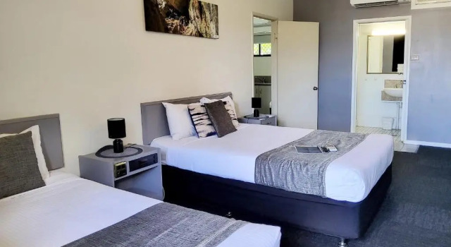 Апартаменты с 3 комнатами Archer Park Motel