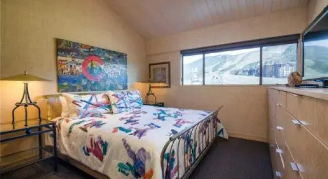 Steamboat Gondola Residences - SV710