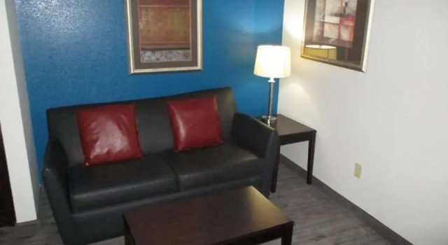 Четырёхместный люкс Best Western Plus Stephenville Inn