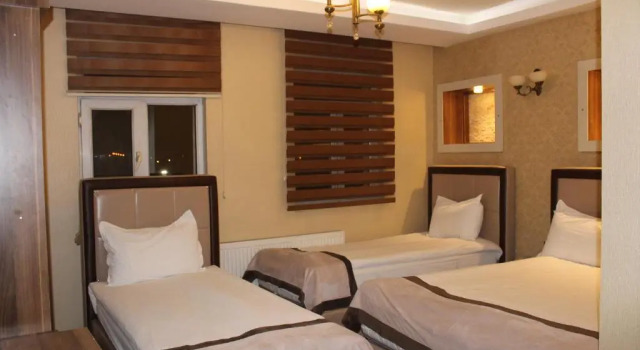 Четырёхместный номер Standard Kars Konak Hotel