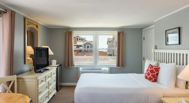 Четырёхместный номер Standard с видом на океан MV Surfside Hotel