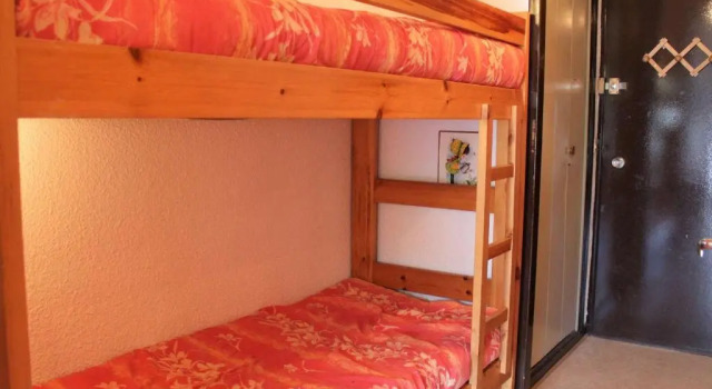 Appartement Vars, 1 pièce, 4 personnes - FR-1-330B-38, Prenota Appartamento Hotel a Alvernia con parcheggio, Parcheggio
