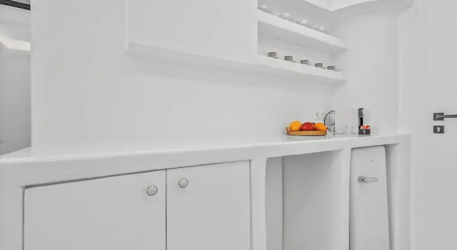 Heart of Mykonos Suites