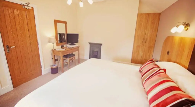 Broncoed Uchaf Country Guest House, 预订 宾馆 挪葵斯 克卢伊德