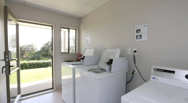 Fitzroy Beach Holiday Park, Buchen Sie Hotel New Plymouth 