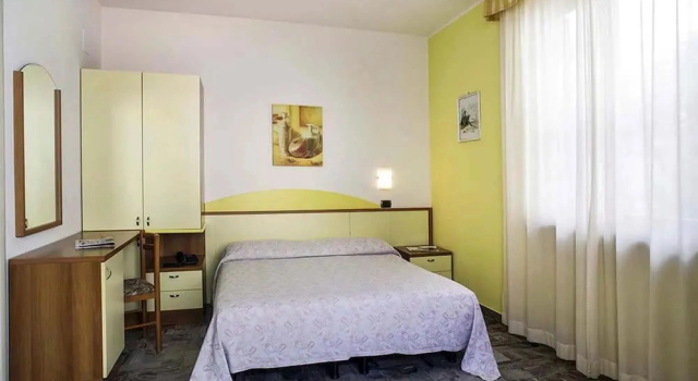 Hotel Ester Safer