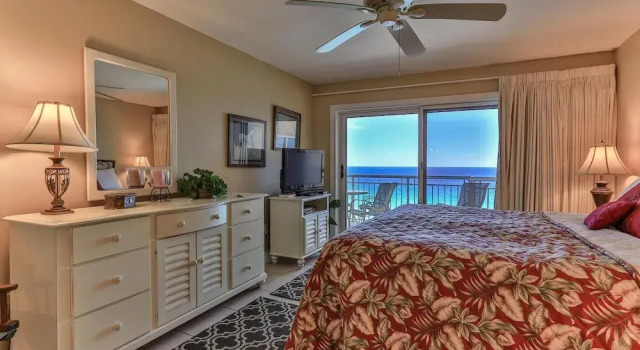 Destin Towers 111