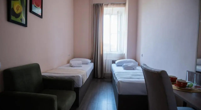 Friends' Guest House, Book Pension Gyumri 