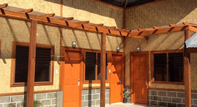 Cherry's Courtyard Hotel Nacpan