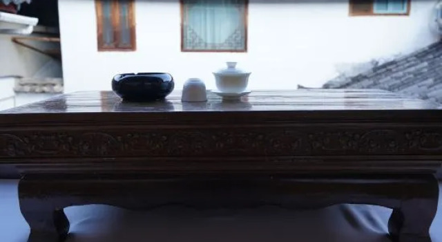 Lijiang Mengenju Inn, Забронировать Отель Лицзян Юньнань, рядом с Улица Сквер-стрит Древнего города Даянь