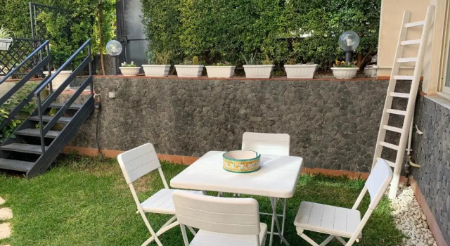 Коттедж c 1 комнатой Etna Apartment Titani