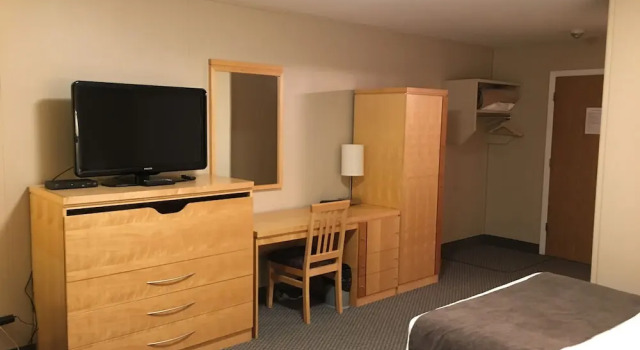 Четырёхместный номер Standard Altona Hotel