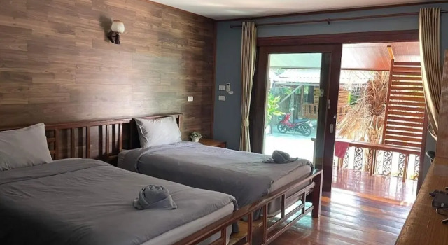 Двухместный номер Standard с балконом พบรักรีสอร์ท Pobruk resort