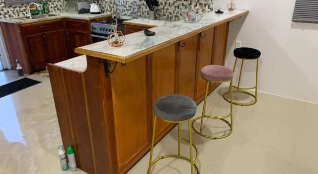 Коттедж 2 Bed Apartment - Sleeps 4 - Parking - Wifi