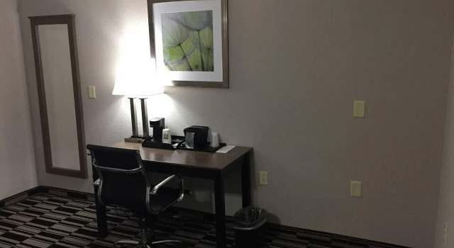 The Marco Hotel Lake Charles, Забронировать Отель Лейк-Чарльз Луизиана