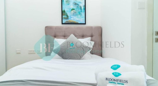 Апартаменты Bloomfields 2BR Duplex Canal View Ra