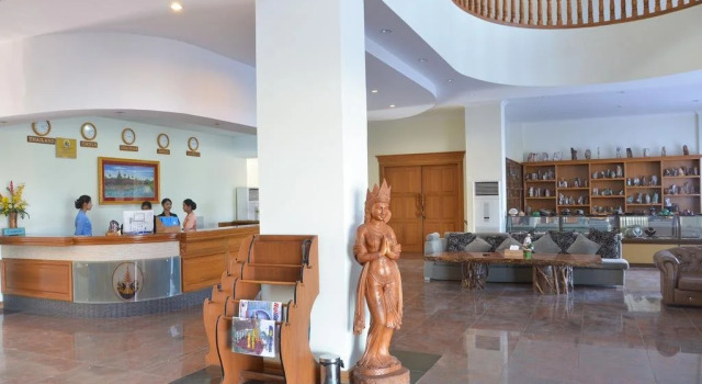Sky Place Hotel and Cafe Flight, Prenota Hotel Hotel a Naypyidaw Union Territory con parcheggio, Parcheggio