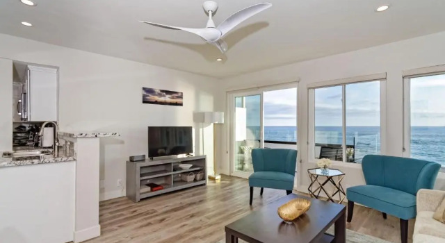 Ocean Villas Beach Front, Забронировать Отель Карлсбад San Diego County, рядом с New Village Arts Theatre